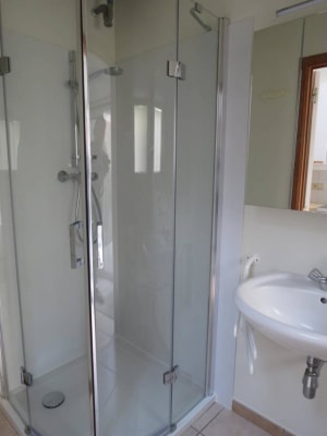 Estúdio Charmante studio met privé tuin en aparte slaapkamer imagem 9