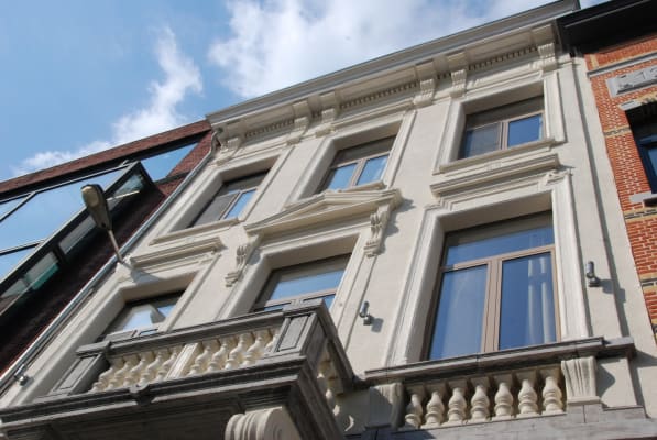 Kamer Prachtige kamer met 3 grote, uitklapbare velux-ramen foto 7
