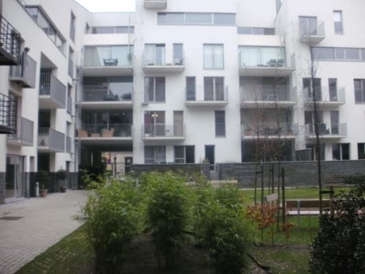 Apartamento NIEUW EN RUSTIG APPARTEMENT VOOR 2 PERSONEN AAN GROENE BINNENTUIN imagem 3