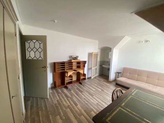 Sala Rustige kamer nabij Antwerpen Centraal imagem 9