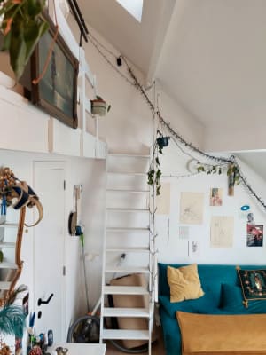 Kamer Gezellige studentenkamer met slaapplek op mezzanine – hartje Leuven foto 10