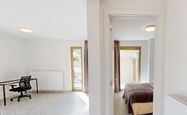 Estúdio Modern appartement met een apparte slaapkamer beschikbaar voor AJ 2026-2027 imagem 9