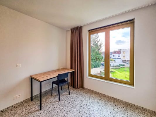Estúdio Moderne studio met eigen douche en keuken beschikbaar voor AJ 2026-2027 imagem 6