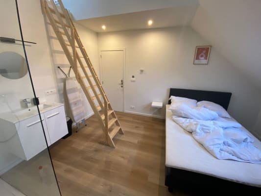 Zimmer Prachtig kot met badkamer Bild 1