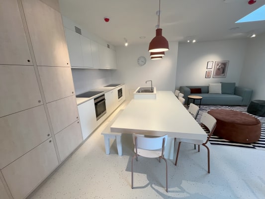 Sala NIEUWBOUW KAMER MET EIGEN SANITAIR TE HUUR TOPLOCATIE ACADEMIEJAAR 2026-2027! imagem 12