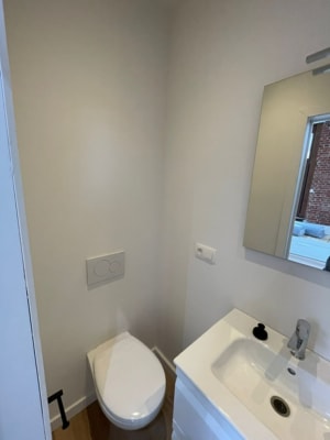 Cuarto K4 prachtige kamer met eigen badkamer  imagen 1
