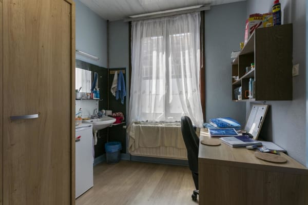 Oda Kamer met veel licht op gelijkvloers resim 3