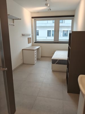 Zimmer Nog slecht 1 van de 3 Prachtige gloednieuwe koten met eigen douche Bild 3