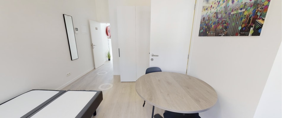 Studio Studio met eigen badkamer en keuken te huur vanaf 1 maart foto 3