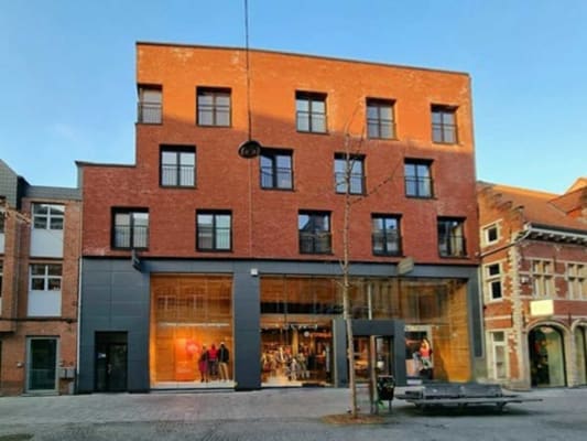Estúdio Gemeubelde studio met eigen keuken en badkamer beschikbaar AJ 2026-2027 imagem 5
