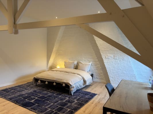 Sala Attic room in residential property imagem 5
