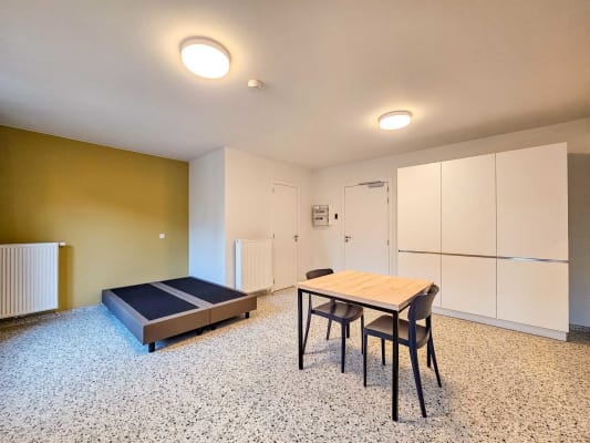 Estúdio Moderne studio met eigen douche en keuken beschikbaar voor AJ 2026-2027 imagem 4