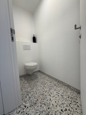 Sala Kot te huur – Centraal gelegen in Kortrijk – Onmiddellijk beschikbaar!   imagem 3