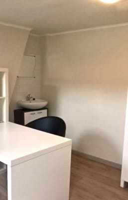 Sala Kamer nabij AP hoge school imagem 16