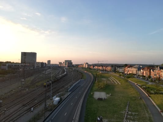 Sala Ruime studentenkamer met balkon, te huur  imagem 4