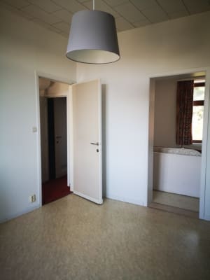 Kamer STUDIO 40 M² TRÈS CALME CHEZ L'HABITANT QUARTIER HERBATTE foto 2