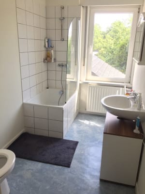 Sala Lichte, ruime kamers in rustige straat dicht bij campus Diergeneeskunde. imagem 25