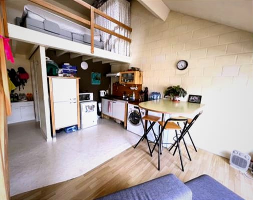Estúdio Studio + mezzanine bedroom in 1300 Wavre imagem 4