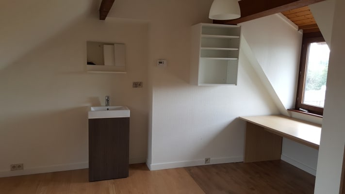 Room Splinternieuwe studentenkamer te huur in authentieke herenwoning image 6