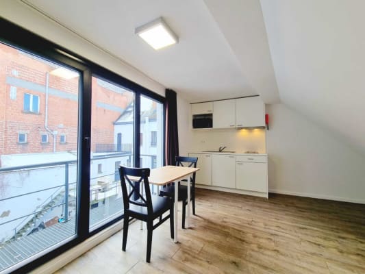 Studio Moderne studio met eigen badkamer en keuken beschikbaar voor AJ2026-2027 foto 1