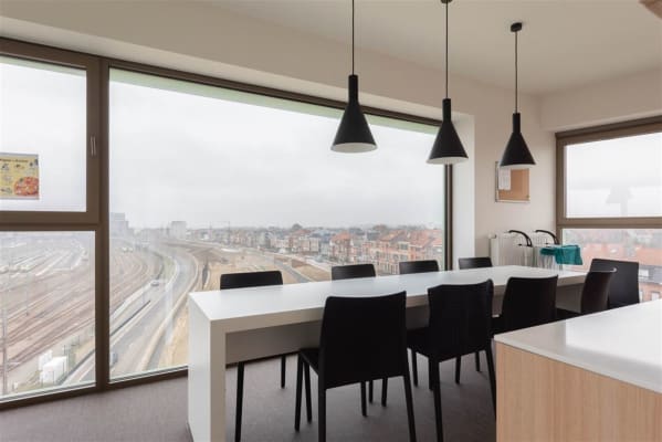 Zimmer Ruime studentenkamer met balkon, te huur  Bild 8