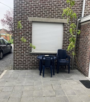 Sala Lichte, ruime kamers in rustige straat dicht bij campus Diergeneeskunde. imagem 7