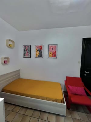 Sala Petite maison / Kots étudiant au centre de Libramont  imagem 6