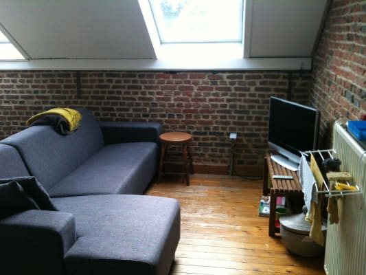 Studio Studio te huur — Tweekleinewegenstraat 27a, Leuven | Studio for rent — Tweekleinewegenstraat 27a, Leuven foto 1