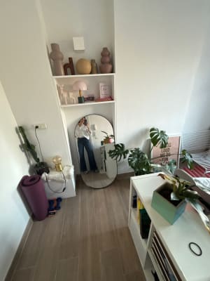 Estúdio Room from mid-June until mid-September.  imagem 2