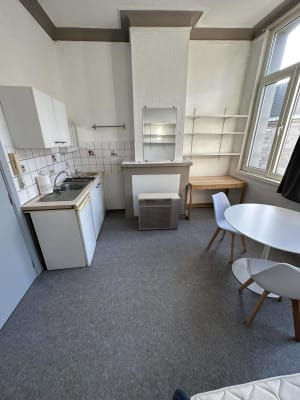 Oda Kot meublé avec kitchenette resim 3