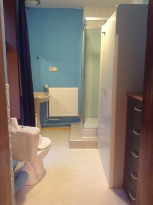 Sala kot avec sdb privée (libre maintenant) imagem 2