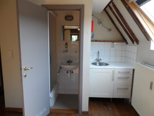 Studio Kamer te huur — Mechelsestraat 115, Leuven | Room for rent — Mechelsestraat 115, Leuven image 9