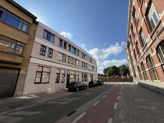Sala Ruime studentenkamer in nieuwbouwpand met 26 kamers imagem 13