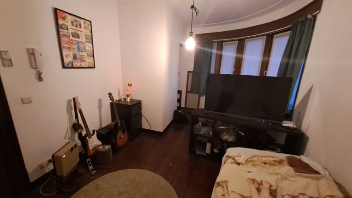 Sala Bemeubeld kot op toplocatie in centrum Mechelen met privédouche, dakterras en lavabo imagem 3
