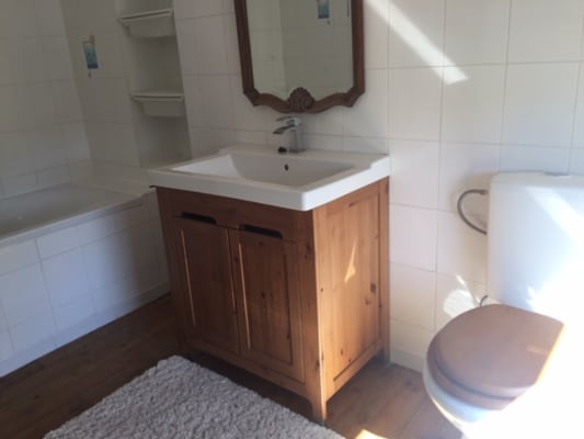 Sala Chambre avec dressing séparé, lit double dans appartement de 180 m2 (petite colocation, max. 3 colocataires) imagem 3