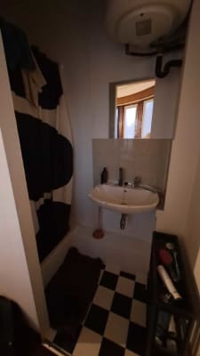 Sala Bemeubeld kot op toplocatie in centrum Mechelen met privédouche, dakterras en lavabo imagem 2