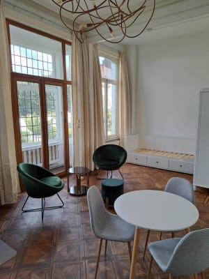 Kamer Centraal gelegen authentiek statig herenhuis met mooie lichtrijke ruime kamers/ loft.  foto 3