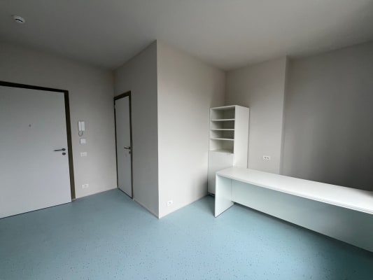 Sala Splinternieuwe studentenkamer centrum Kortrijk!  imagem 7