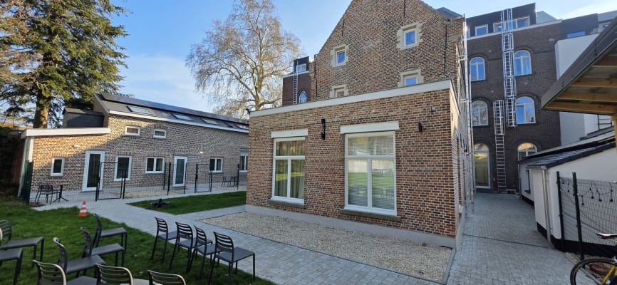 Kamer Bemeubelde studentenkamer met eigen sanitair te huur in de in 2025 prachtig gerenoveerde residentie Botanique te Leuven foto 1