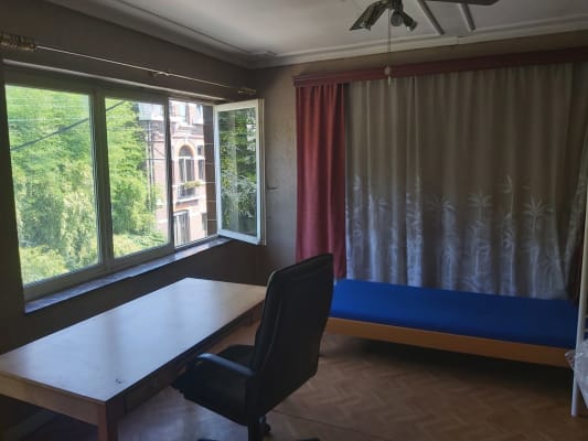Casa  4 Large SPACIOUS Bedrooms in Liege from 350 eur/month imagem 6