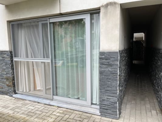 Apartamento NIEUW EN RUSTIG APPARTEMENT VOOR 2 PERSONEN AAN GROENE BINNENTUIN imagem 18