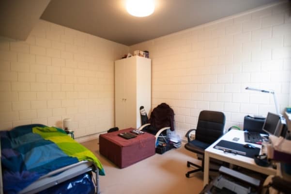 Oda Te huur studentenkamers gelegen in Genk resim 4