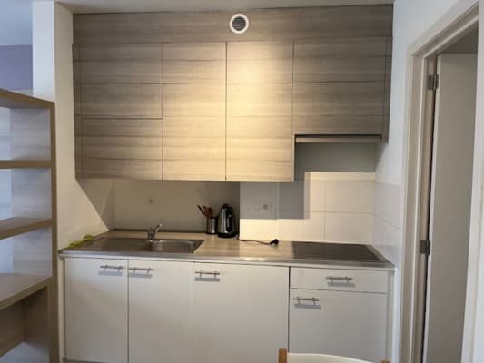 Apartamento NIEUW EN RUSTIG APPARTEMENT VOOR 2 PERSONEN AAN GROENE BINNENTUIN imagem 14