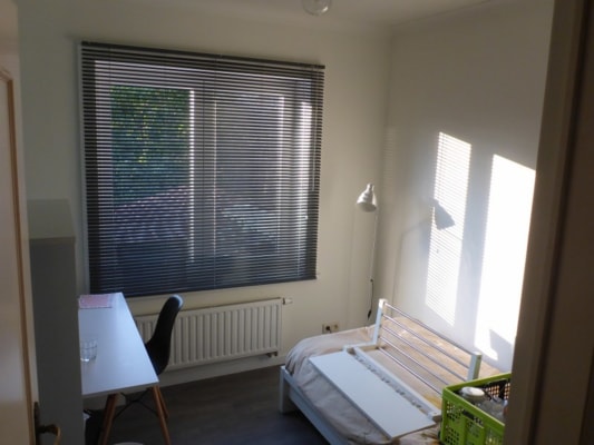 Sala Studentenkamer in mooie buurt imagem 2