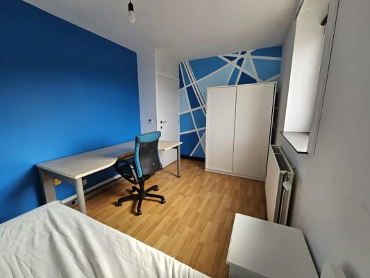 Sala Ideaal gelegen en volledig bemeubeld! imagem 9