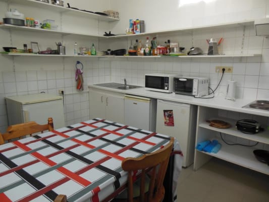 Sala Kamer met veel licht in rustige buurt imagem 1