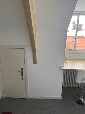 Sala Rustige kamer nabij Antwerpen Centraal imagem 11