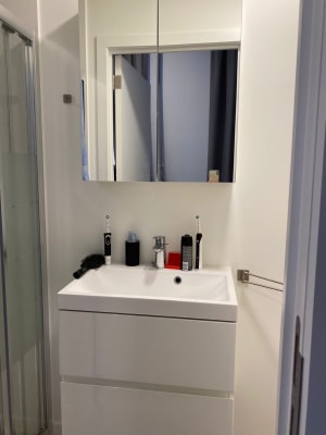Sala Kot krakenstraat 11, badkamer, wc frigo en micro  imagem 9
