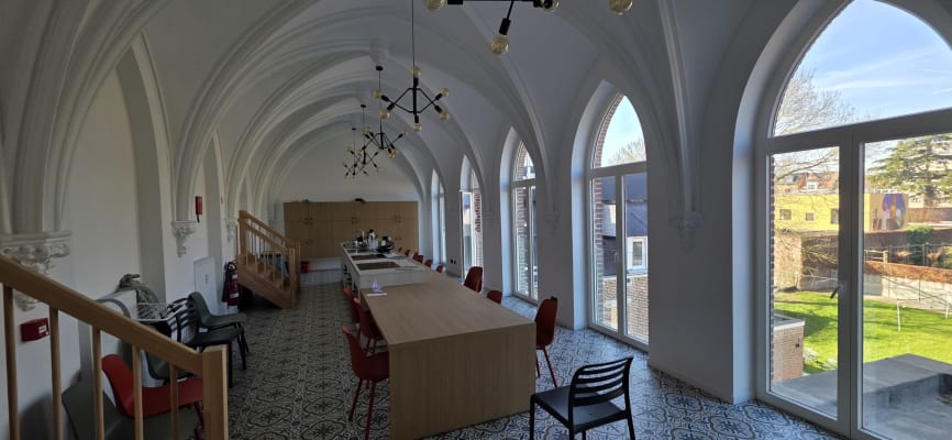 Kamer Bemeubelde studentenkamer met eigen sanitair te huur in de in 2025 prachtig gerenoveerde residentie Botanique te Leuven foto 2