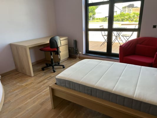 Kamer Kamer met zuidgelegen groot zonneterras te huur  foto 2
